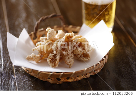 Fried young chicken skin Fried young chicken skin 112033206