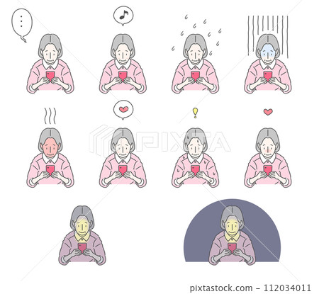 10 sets of illustrations of the upper body of an elderly woman holding a smartphone with various expressions 112034011