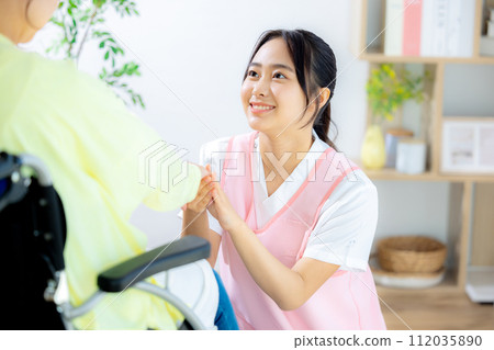 A young caregiver 112035890