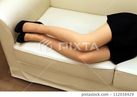 美腿辦公室女士穿絲襪45 美腿辦公室女士穿絲襪45 112038429