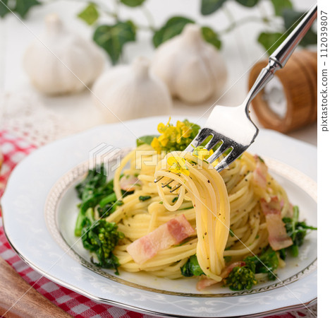 Taste of Spring Nanohana Pasta 112039807