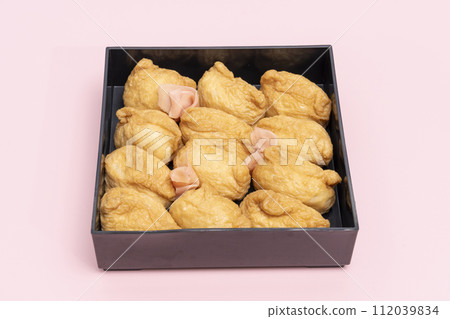 Inari sushi double box pink background Inari sushi double box pink background 112039834