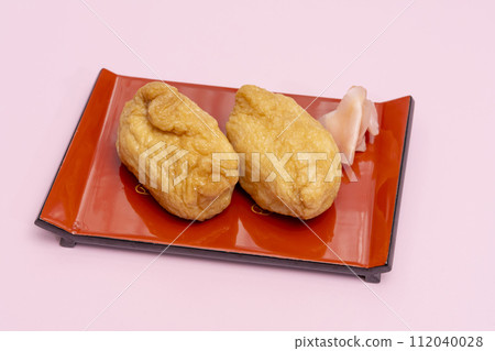 稻荷壽司盤漆器粉紅色背景 112040028