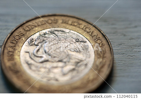 墨西哥貨幣20比索硬幣正面 112040115