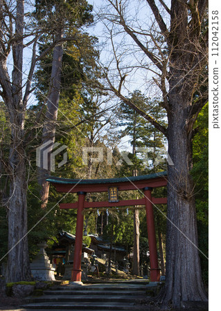 Shrines dedicated to the paper god: Okada Shrine and Otaki Shrine Shrines dedicated to the paper god: Okada Shrine and Otaki Shrine 112042158