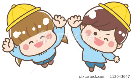 孩子們穿著工作服，微笑著 112043647