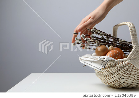 Spring holiday - Easter, concept of Easter with willow 112046399