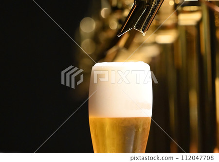 Draft beer Draft beer 112047708