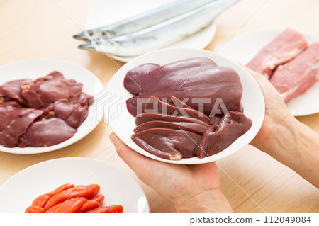 富含B群維生素的食物(豬肝) 富含B群維生素的食物(豬肝) 112049084