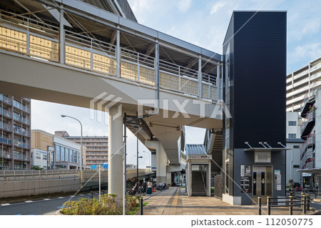 熊前站人行天橋 112050775