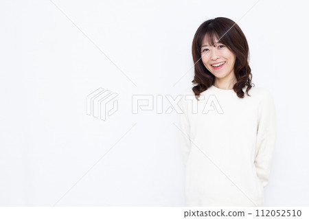 Woman with perm hair Woman with perm hair 112052510