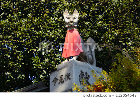 位於東京西東京市的東伏見稻荷神社的稻荷雕像 112054542