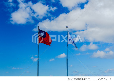 sky, blue, flag 112056707