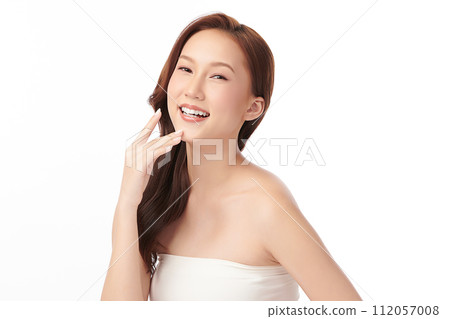 Beautiful young asian woman with clean fresh skin on white background, Face care, Facial treatment, Cosmetology, beauty and spa, Asian women portrait. Beautiful young asian woman with clean fresh skin on white background, Face care, Facial treatment, Cosmetology, beauty and spa, Asian women portrait. 112057008