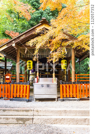 京都市右京區佐賀野宮町的野宮神社、參拜殿與秋葉 112057352