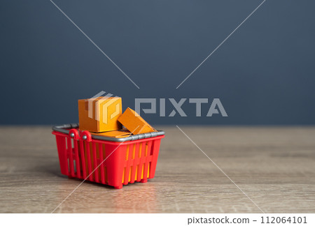 Shopping basket. Purchasing power. Inflation and taxes. Standard of living. Economic well-being. Shopping basket. Purchasing power. Inflation and taxes. Standard of living. Economic well-being. 112064101