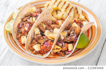 Tacos al pastor Tacos al pastor 112065688