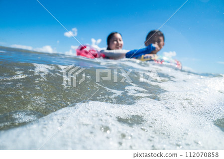 海水浴 海 大海 112070858