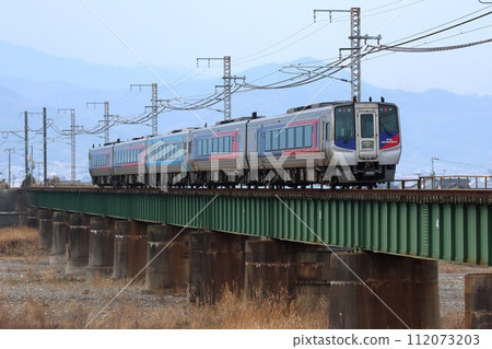 [JR四國] N2000系列（予讚線：一坪～北伊予/重野川大橋） 112073203