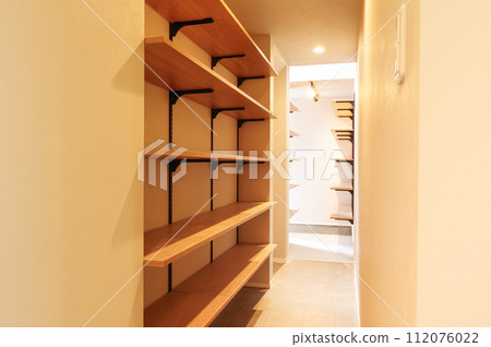 Pantry in newly built property 112076022