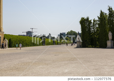 View of the Schoenbrunn Palace Park 112077376