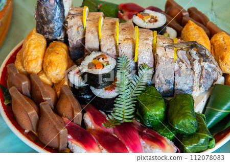 Tosa dish bowl country sushi 112078083