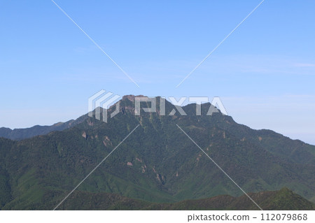 Ishizuchi mountain range in summer 112079868