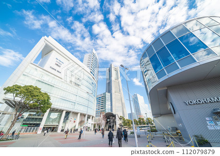 View of Yokohama Landmark Tower from Sakuragicho Station Square in Kanagawa Prefecture 112079879