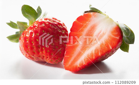Strawberries arranged on a white background 112089209