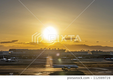 Haneda Airport at dusk, landed plane and Mt. Fuji, Ota Ward, Tokyo 112089728