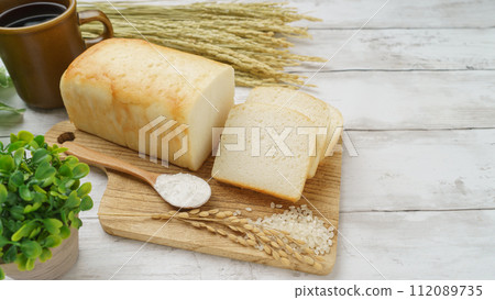 Rice flour bread image | Rice flour bread, rice flour, white rice, and ears of rice Rice flour bread image | Rice flour bread, rice flour, white rice, and ears of rice 112089735