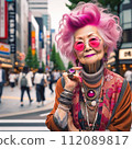 時髦的奶奶 112089817