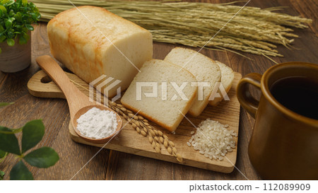 米粉麵包圖片 | 米粉麵包、米粉、白米、米穗 米粉麵包圖片 | 米粉麵包、米粉、白米、米穗 112089909