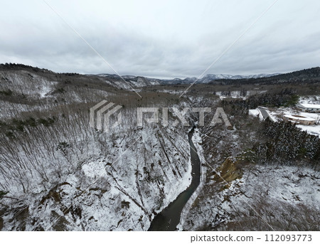 仲冬鳴子峽鳥瞰,小雪 仲冬鳴子峽鳥瞰,小雪 112093773