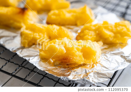 grilled polenta grilled polenta 112095370