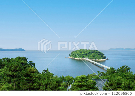 藍天映襯下的竹島（愛知縣蒲郡市） 112096860