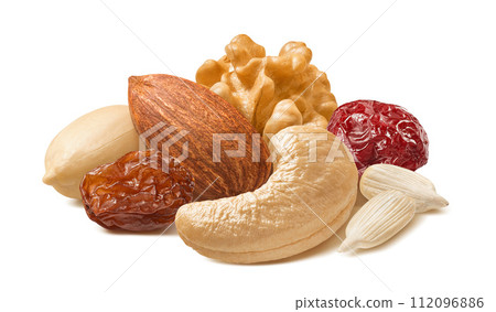 Sunflower seed, almond, cashew, peanut, walnut nut, raisin and cranberry isolated  112096886