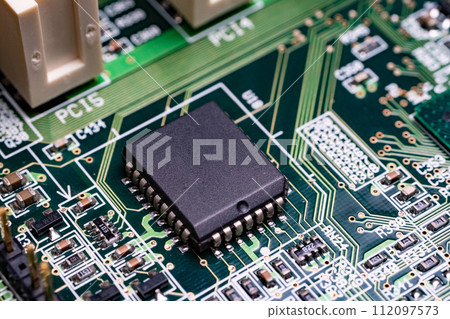 電腦基礎 電腦基礎 112097573