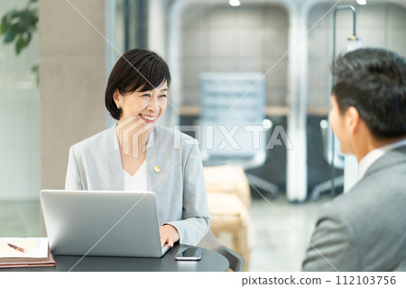 Female lawyer law firm 112103756