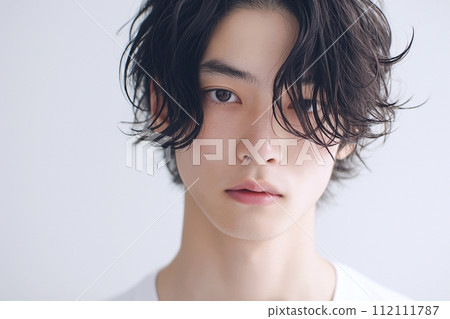 黑髮帥氣男模「AI生成影像」 112111787
