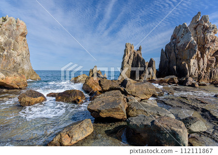 Hashigui Rocks amazing stone formations in Kushimoto Town in Kii Peninsula of Wakayama Prefecture in Japan Hashigui Rocks amazing stone formations in Kushimoto Town in Kii Peninsula of Wakayama Prefecture in Japan 112111867
