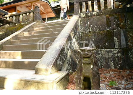 Nikko Toshogu Shrine Guardian dog 112117286