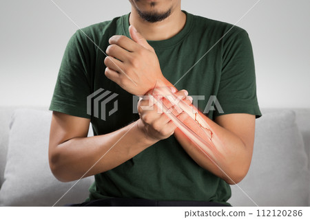 Broken forearm bone Broken forearm bone 112120286