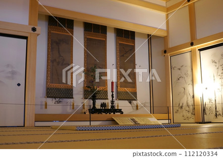 一乘谷朝倉氏遺跡博物館朝倉氏建築內部場景 一乘谷朝倉氏遺跡博物館朝倉氏建築內部場景 112120334