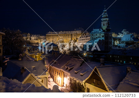 View of Cesky Krumlov in winter, Czech Republic. 112120733