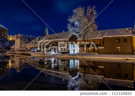 View of Cesky Krumlov in winter, Czech Republic. 112120883