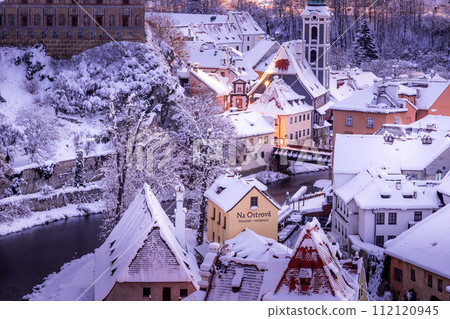View of Cesky Krumlov in winter, Czech Republic. 112120945