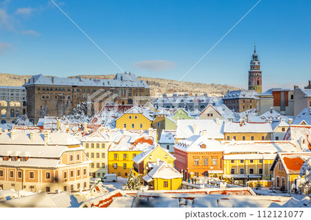 View of Cesky Krumlov in winter, Czech Republic. 112121077