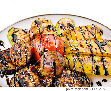 Grilled fresh vegetables on big plate 112121886