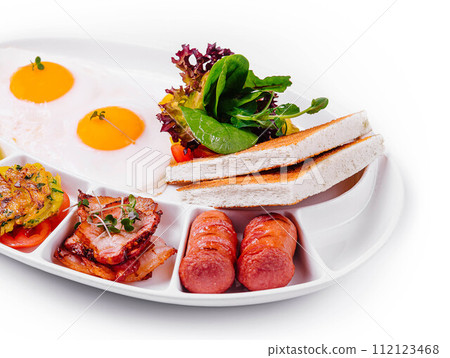 English Breakfast with Sausages, Bacon, and Toast 112123468